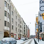 2Ndhomes Central & Spacious 85M2 Apartment In Yrjoenkatu